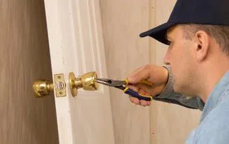 Golden Locksmith Services Plant City, FL 813-324-5874 Golden Locksmith Services Plant City, FL 813-324-5874 - 2-Cheap-Locksmith
